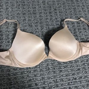 Victoria Secrets Nude Bra